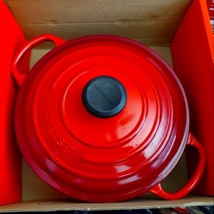 Le Creuset Pot